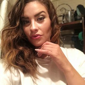 Meet your Posher, Faith